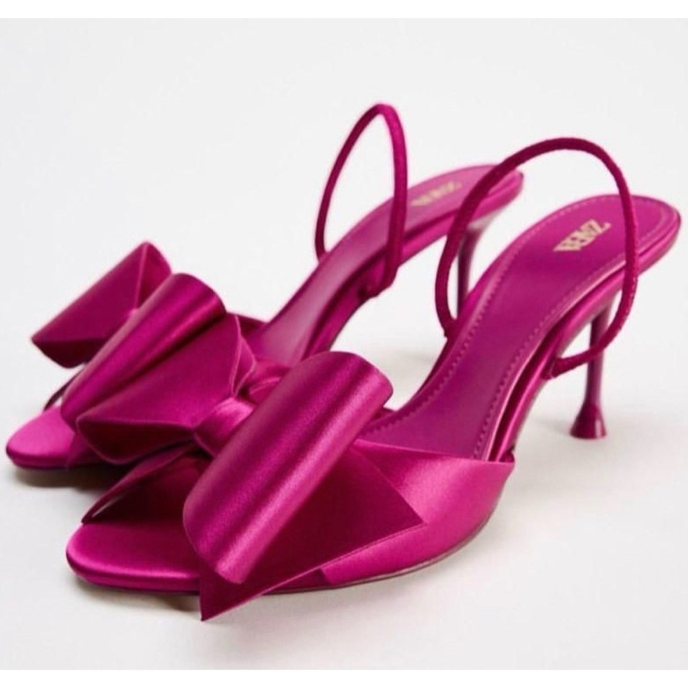 NWT NEW Zara Embeliished Fuchsia Pinn Satin Effect Bow High Heel Sandals US 6